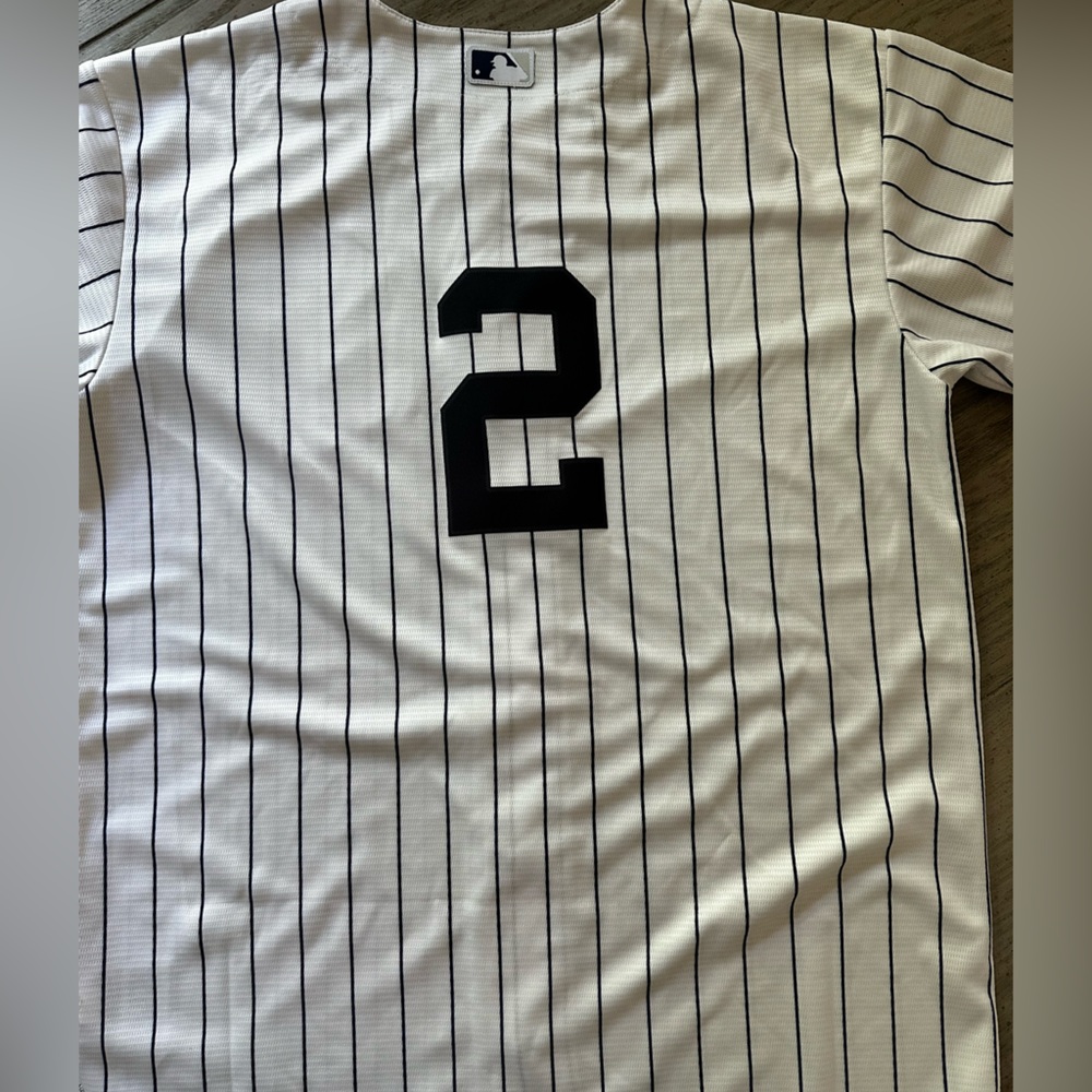 Derek Jeter #2 New York Yankees 2020 Hall of Fame Induction Jersey White Youth L - Picture 5 of 5
